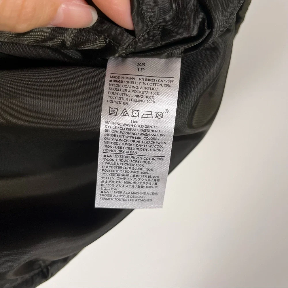 NWT Banana Republic Mens Puffer Vest Olive Green Tan Quilted Size XS Western